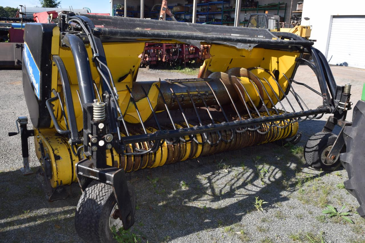 New Holland 273 *Pick Up* - Dodatak za stočnu hranu: slika 1 New Holland 273 *Pick Up* - Dodatak za stočnu hranu: slika 1