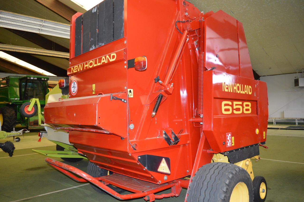New Holland 658 - Balirka za okrugle bale: slika 3 New Holland 658 - Balirka za okrugle bale: slika 3
