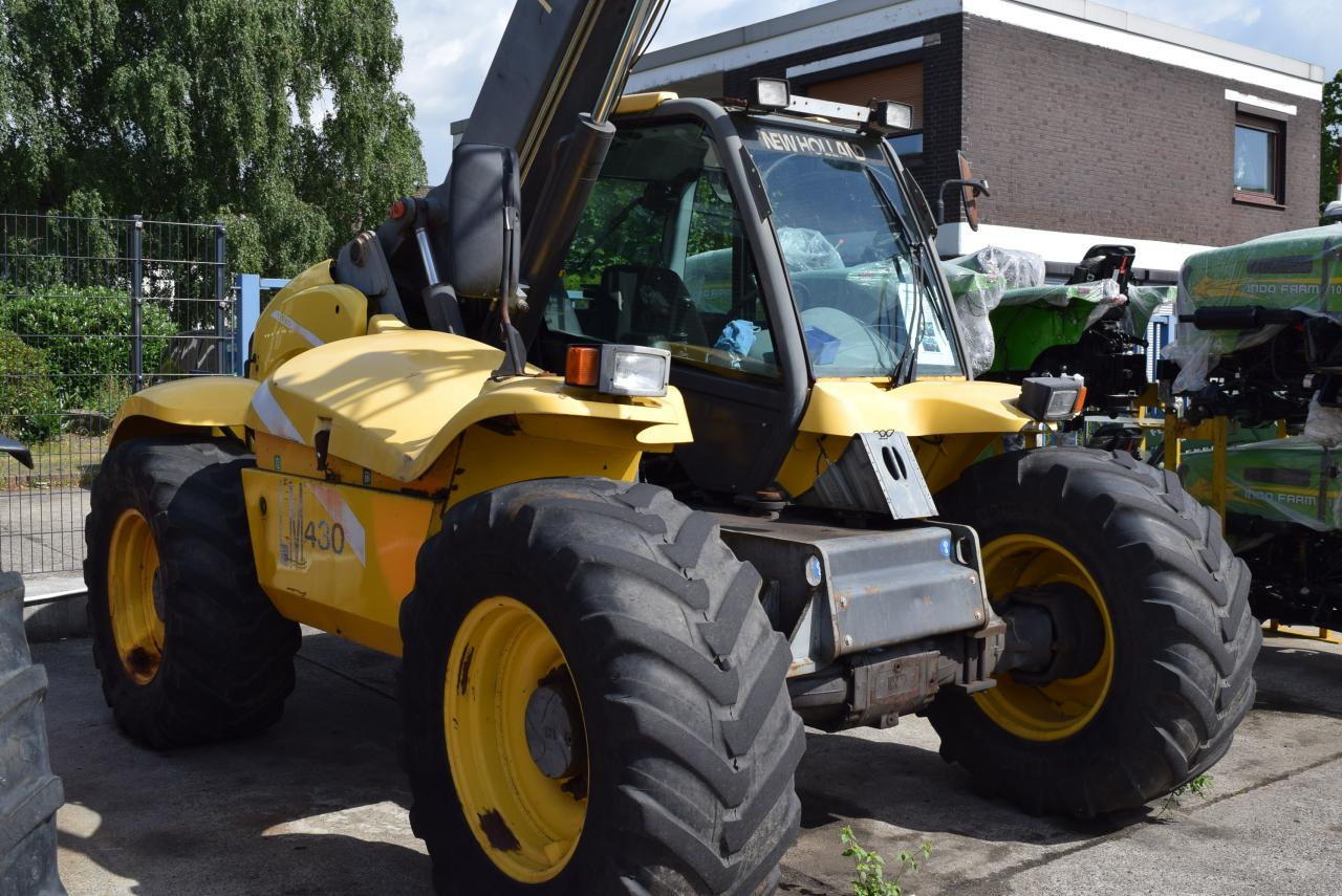 New Holland LM 430 - Teleskopski upravljač: slika 1 New Holland LM 430 - Teleskopski upravljač: slika 1