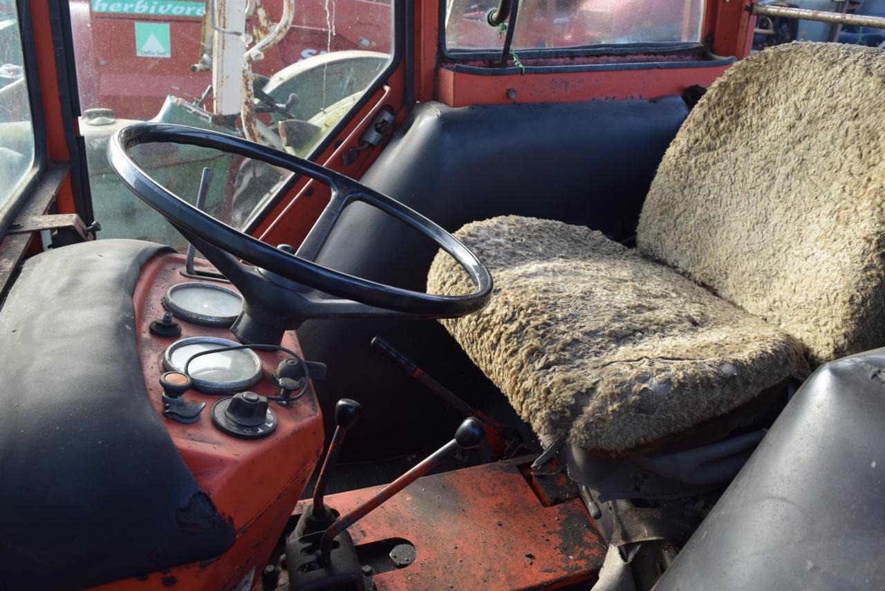 Renault 651 - Traktor: slika 4 Renault 651 - Traktor: slika 4