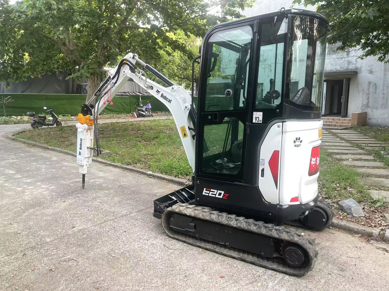 BOBCAT E20Z - Mini bager: slika 1 BOBCAT E20Z - Mini bager: slika 1