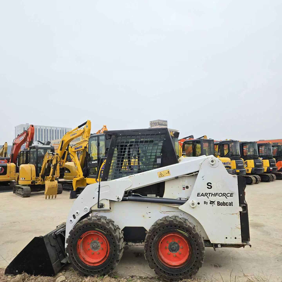 BOBCAT S16 - Mini utovarivač: slika 2 BOBCAT S16 - Mini utovarivač: slika 2