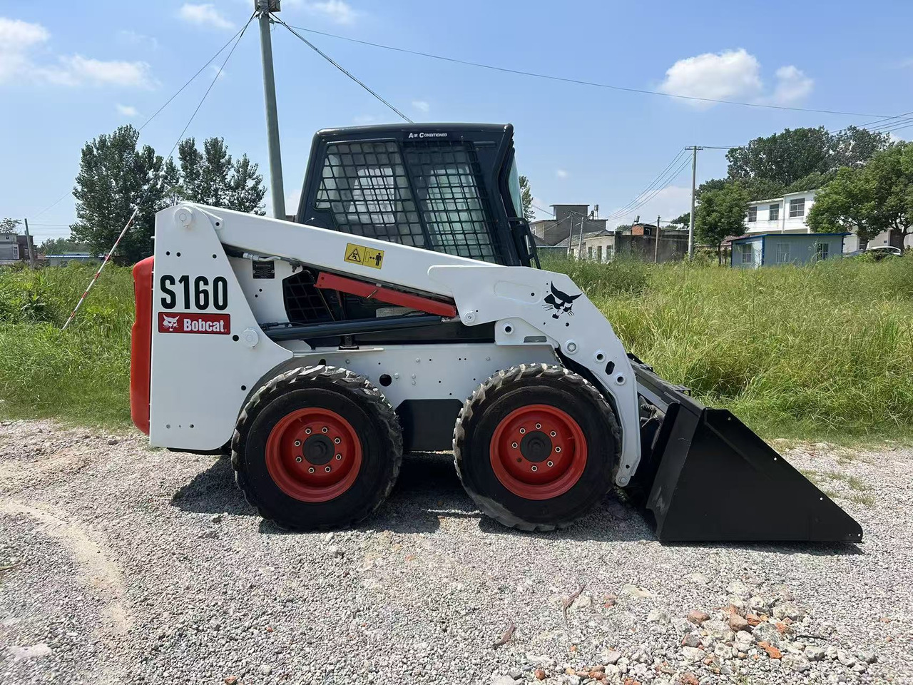 BOBCAT S160 - Mini utovarivač: slika 1 BOBCAT S160 - Mini utovarivač: slika 1