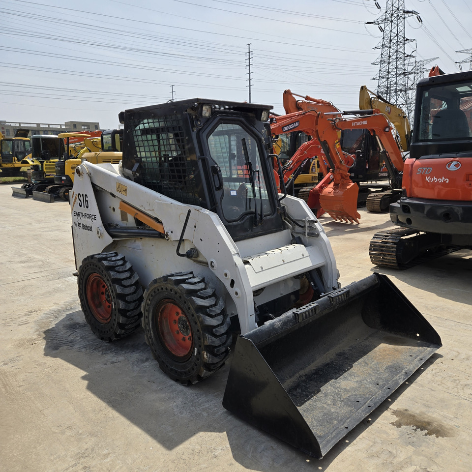 Bobcat S16 - Mini utovarivač: slika 4 Bobcat S16 - Mini utovarivač: slika 4