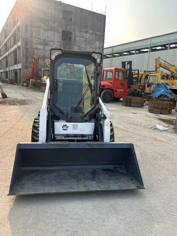 Mini utovarivač Bobcat S450: slika 9