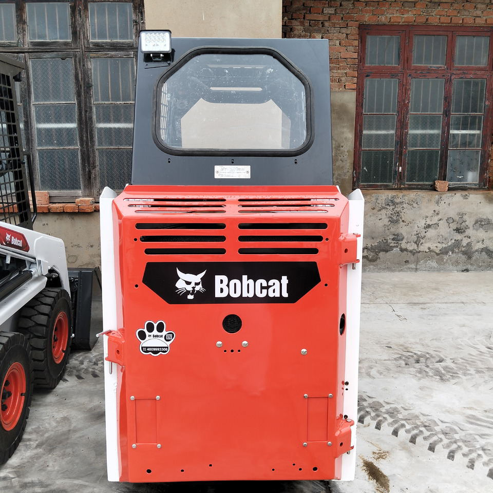 Bobcat S70 - Mini utovarivač: slika 2 Bobcat S70 - Mini utovarivač: slika 2