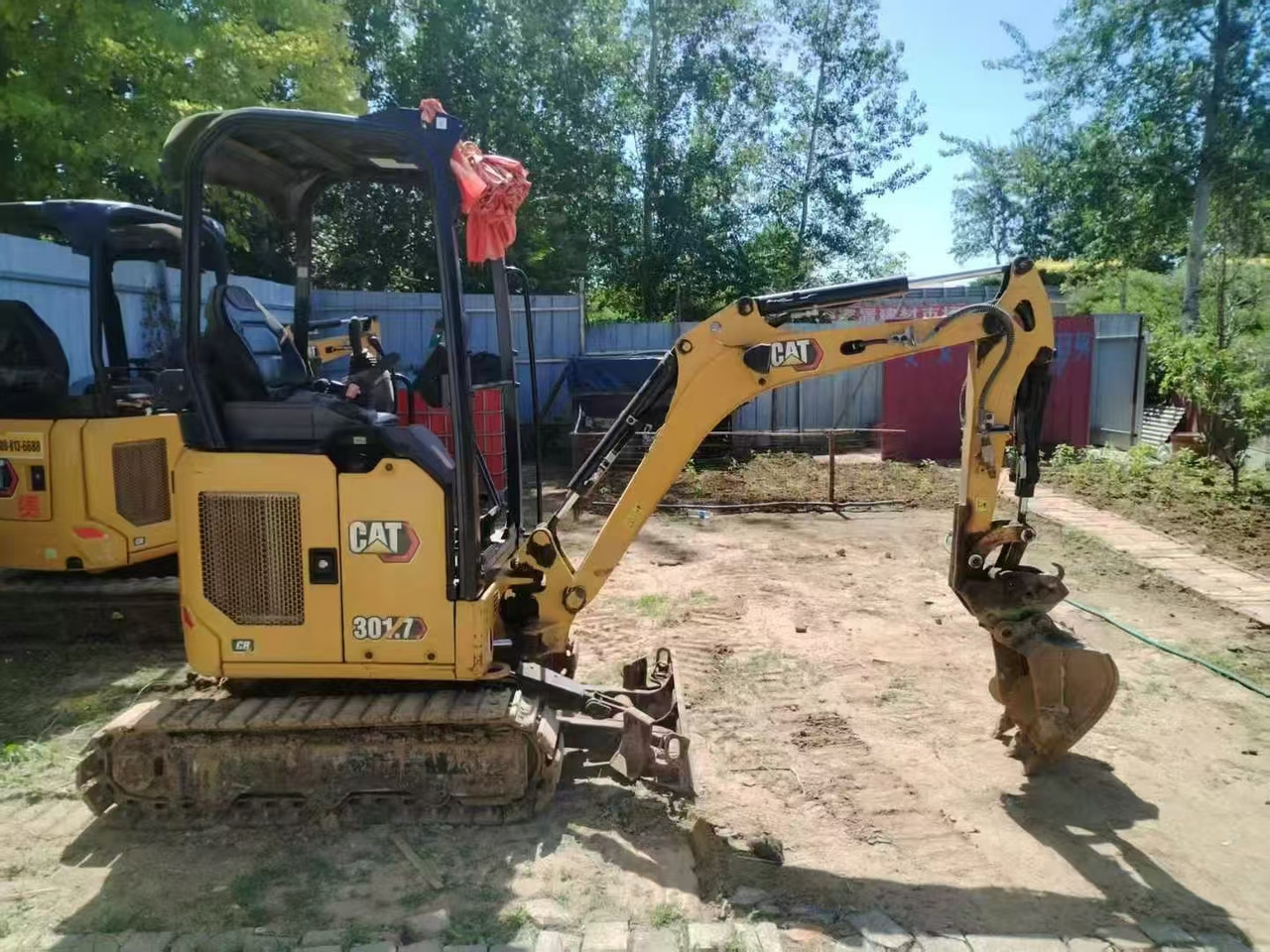 CAT 301.7 - Mini bager: slika 1 CAT 301.7 - Mini bager: slika 1