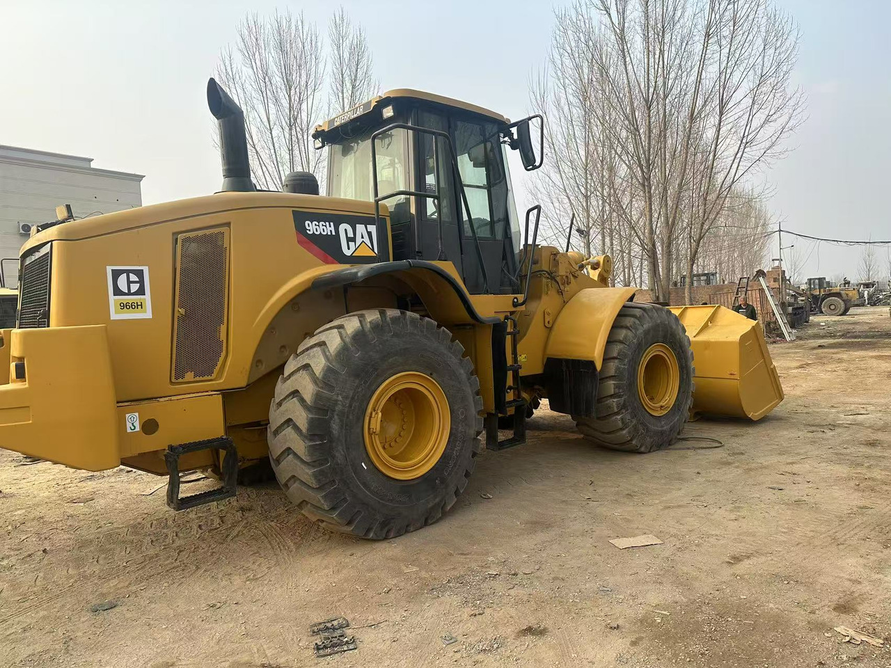CAT 966H - Utovarivač točkaš: slika 1 CAT 966H - Utovarivač točkaš: slika 1