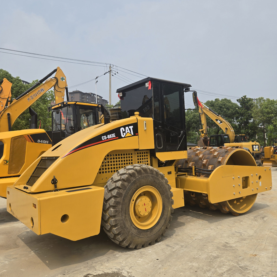 CAT CS683E - Kompaktor: slika 4 CAT CS683E - Kompaktor: slika 4