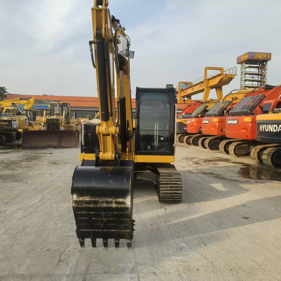 CATERPILLAR 307.5E2 - Mini bager: slika 4 CATERPILLAR 307.5E2 - Mini bager: slika 4