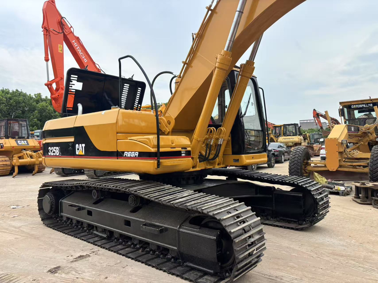 CATERPILLAR 325B - Bager guseničar: slika 5 CATERPILLAR 325B - Bager guseničar: slika 5