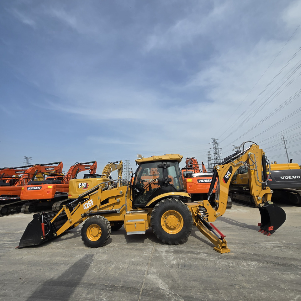 CATERPILLAR 426F - Bager utovarivač: slika 1 CATERPILLAR 426F - Bager utovarivač: slika 1