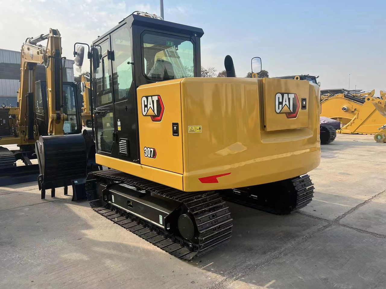 CATERPILLAR CAT307 - Mini bager: slika 2 CATERPILLAR CAT307 - Mini bager: slika 2