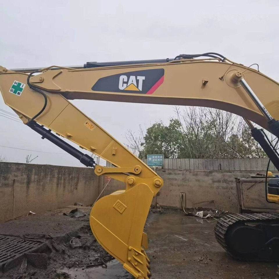 Caterpillar 320D - Bager guseničar: slika 1 Caterpillar 320D - Bager guseničar: slika 1