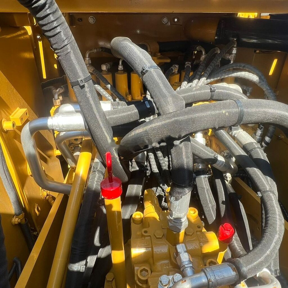 Caterpillar 320D2 - Bager guseničar: slika 4 Caterpillar 320D2 - Bager guseničar: slika 4