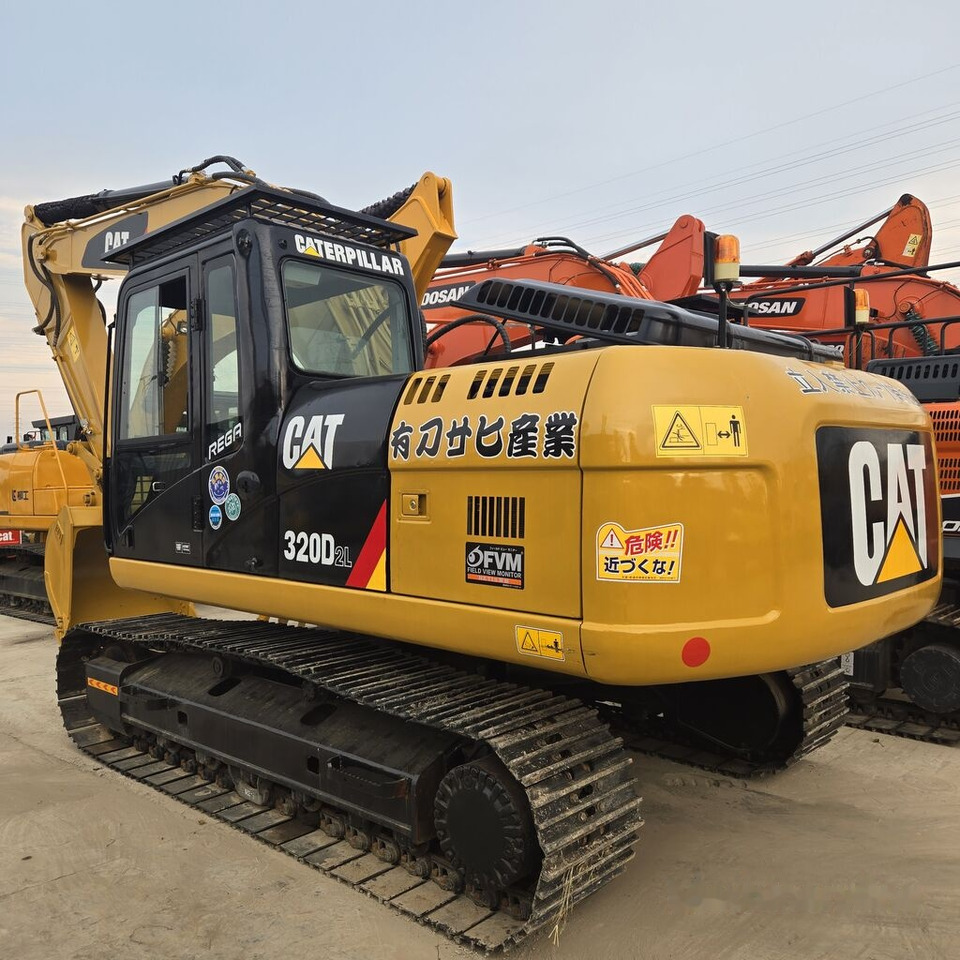 Caterpillar 320DL - Bager guseničar: slika 4 Caterpillar 320DL - Bager guseničar: slika 4