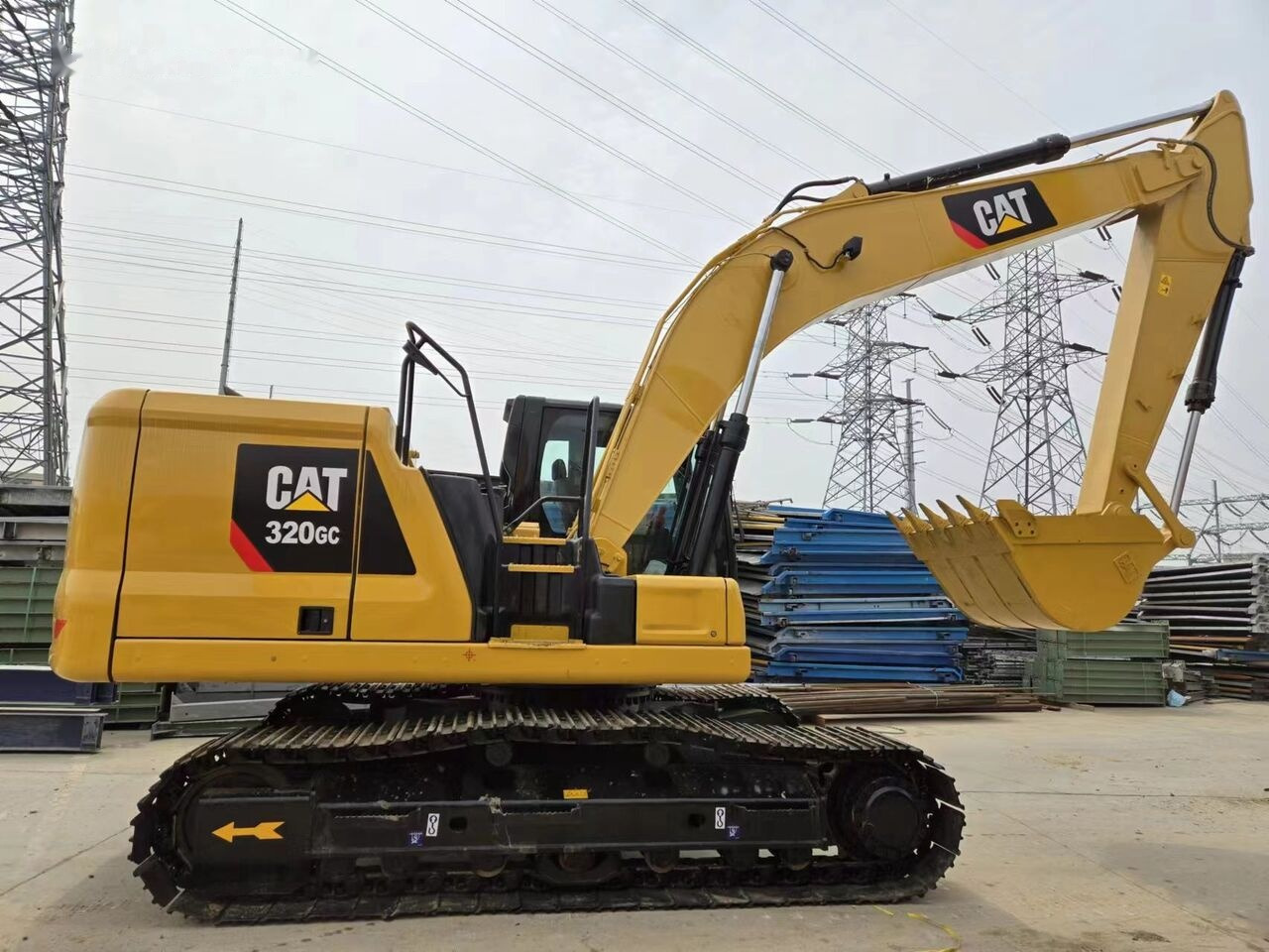 Caterpillar 320GC - Bager guseničar: slika 3 Caterpillar 320GC - Bager guseničar: slika 3