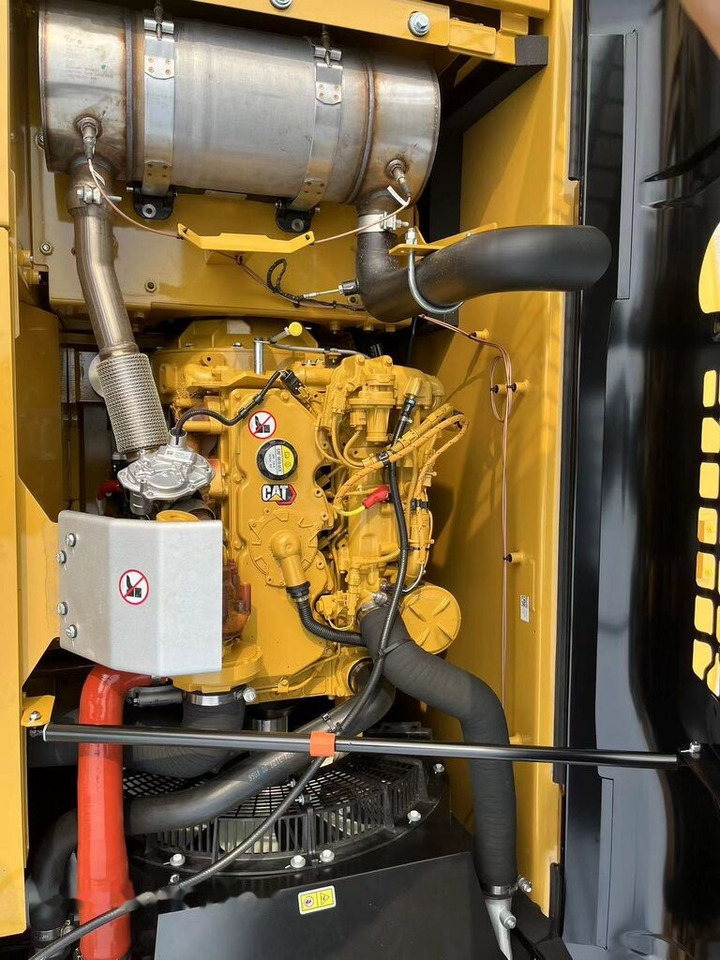 Bager guseničar novi Caterpillar 320GX: slika 11