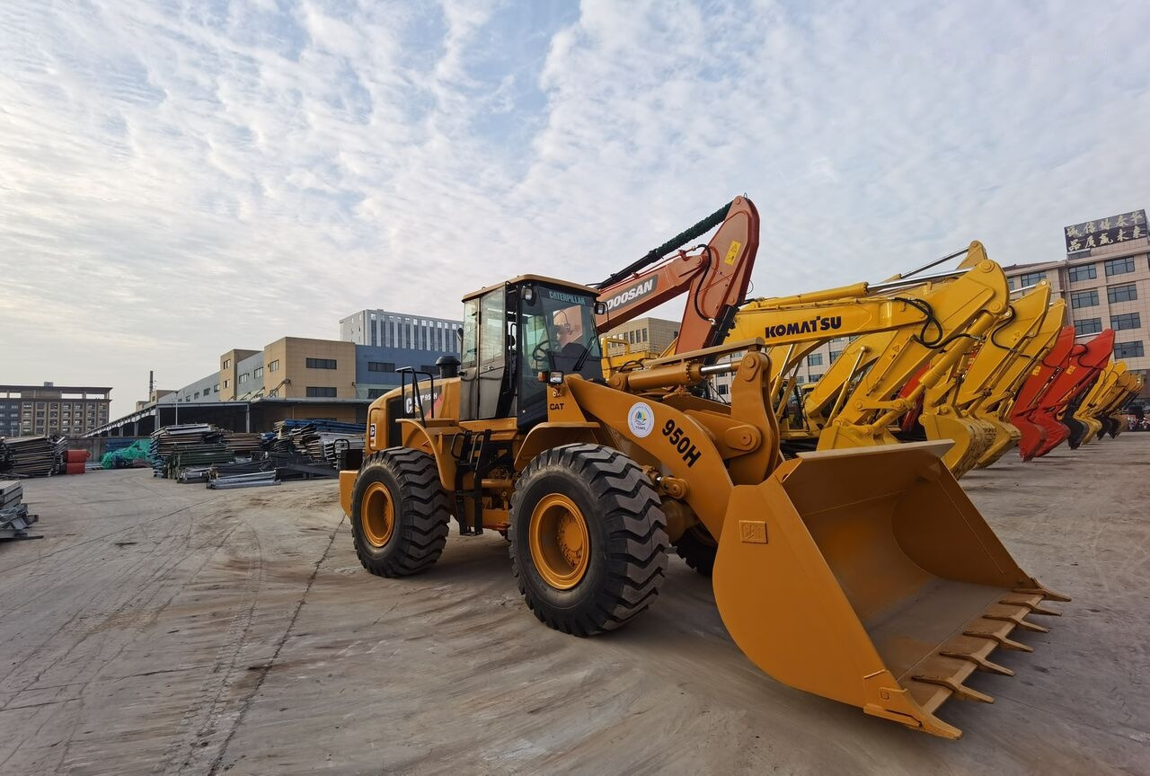 Utovarivač točkaš Caterpillar 950H: slika 7