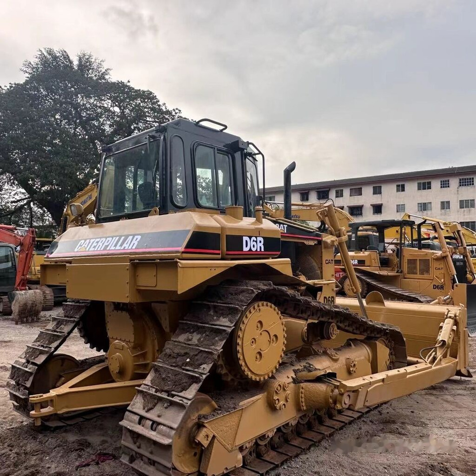 Caterpillar D 6 R - Buldožer: slika 3 Caterpillar D 6 R - Buldožer: slika 3
