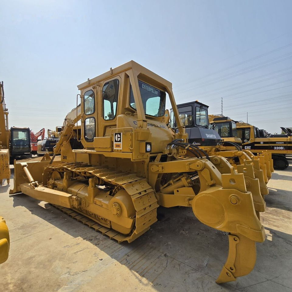 Caterpillar D8K - Buldožer: slika 1 Caterpillar D8K - Buldožer: slika 1