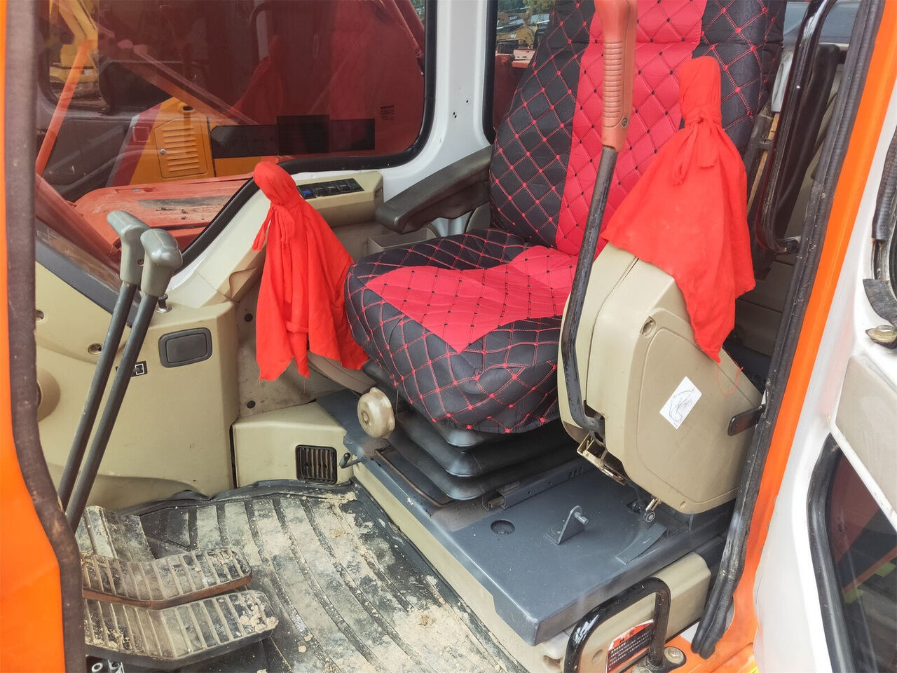 Doosan DH220LC-7 - Bager guseničar: slika 5 Doosan DH220LC-7 - Bager guseničar: slika 5