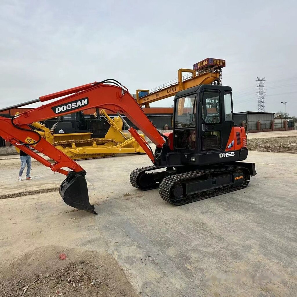 Doosan DH55 - Mini bager: slika 3 Doosan DH55 - Mini bager: slika 3