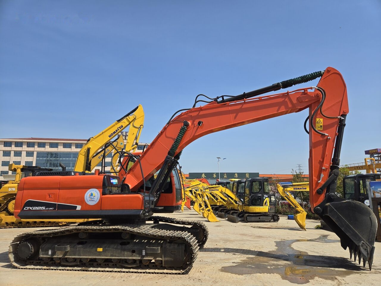 Bager guseničar Doosan DX300: slika 8 Bager guseničar Doosan DX300: slika 8