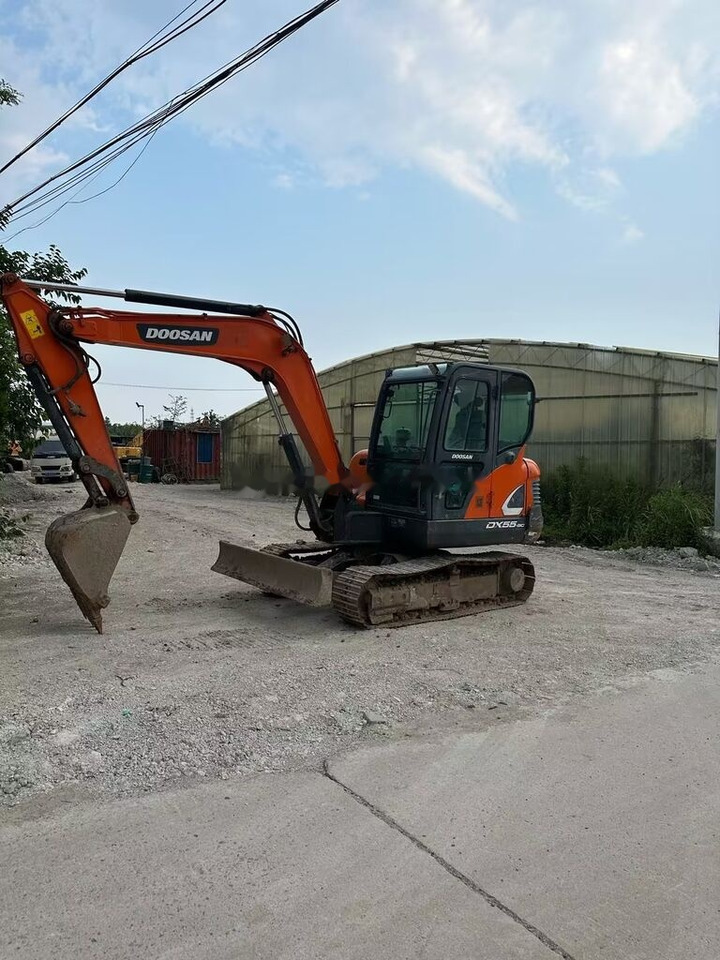 Doosan DX55 - Mini bager: slika 1 Doosan DX55 - Mini bager: slika 1
