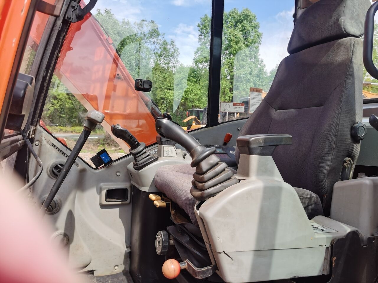Doosan DX75 - Bager guseničar: slika 1 Doosan DX75 - Bager guseničar: slika 1