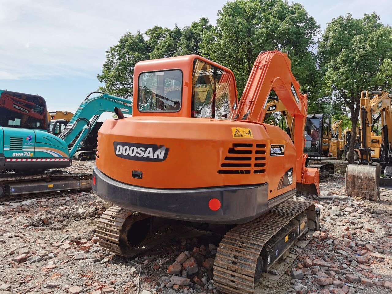Doosan DX75 - Bager guseničar: slika 4 Doosan DX75 - Bager guseničar: slika 4