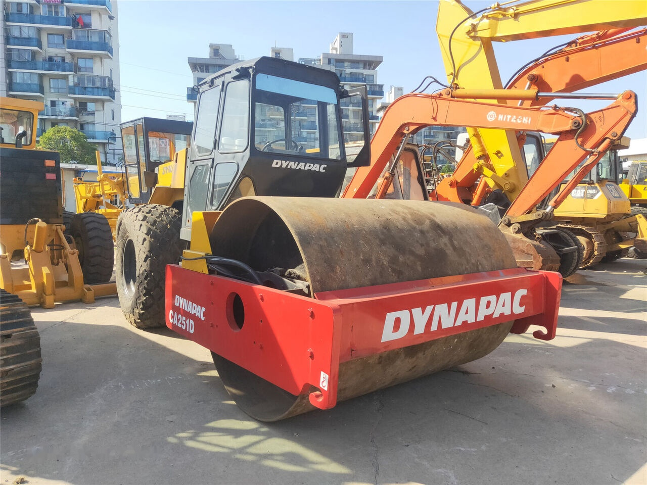 Dynapac CA251D - Valjak za puteve: slika 4 Dynapac CA251D - Valjak za puteve: slika 4