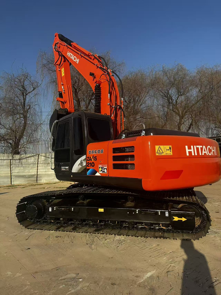 HITACHI ZX210 - Bager: slika 1 HITACHI ZX210 - Bager: slika 1