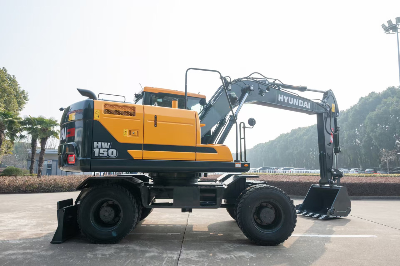 HYUNDAI HW150 - Bager točkaš: slika 4 HYUNDAI HW150 - Bager točkaš: slika 4
