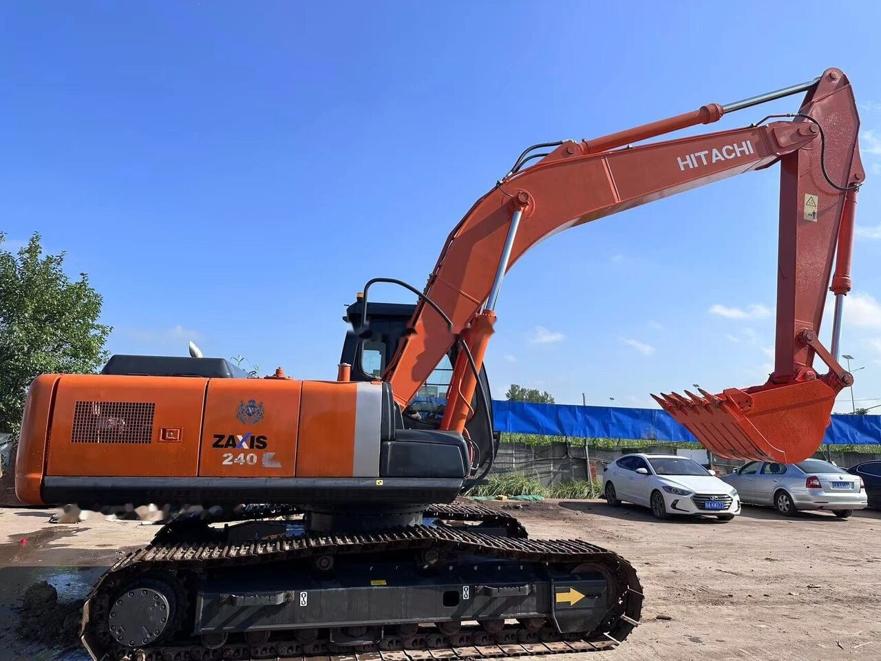 Hitachi ZX240 - Bager guseničar: slika 5 Hitachi ZX240 - Bager guseničar: slika 5