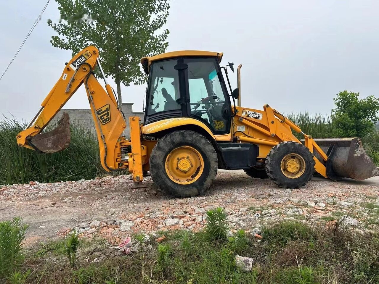 JCB 3CX - Bager utovarivač: slika 4 JCB 3CX - Bager utovarivač: slika 4