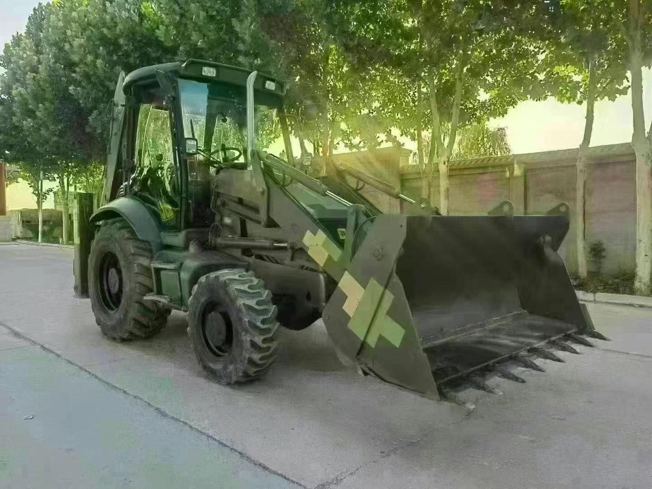 JCB 3CX - Bager utovarivač: slika 1 JCB 3CX - Bager utovarivač: slika 1