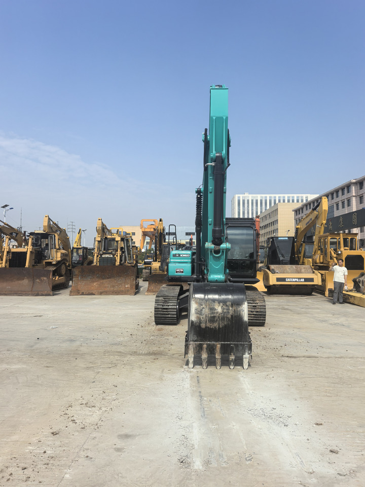 KOBELCO SK200 - Bager guseničar: slika 5 KOBELCO SK200 - Bager guseničar: slika 5