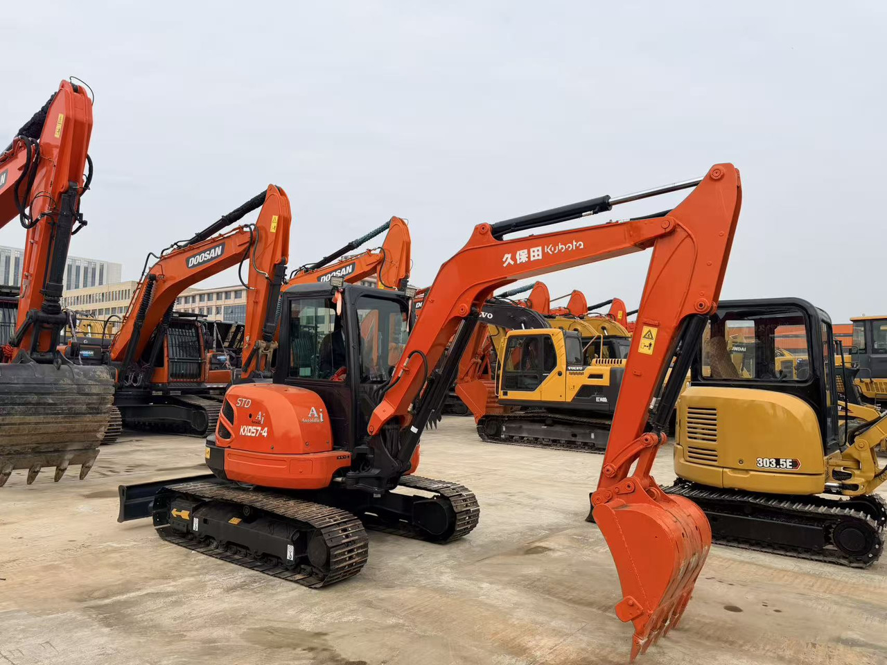 KUBOTA KX057-4 - Mini bager: slika 1 KUBOTA KX057-4 - Mini bager: slika 1