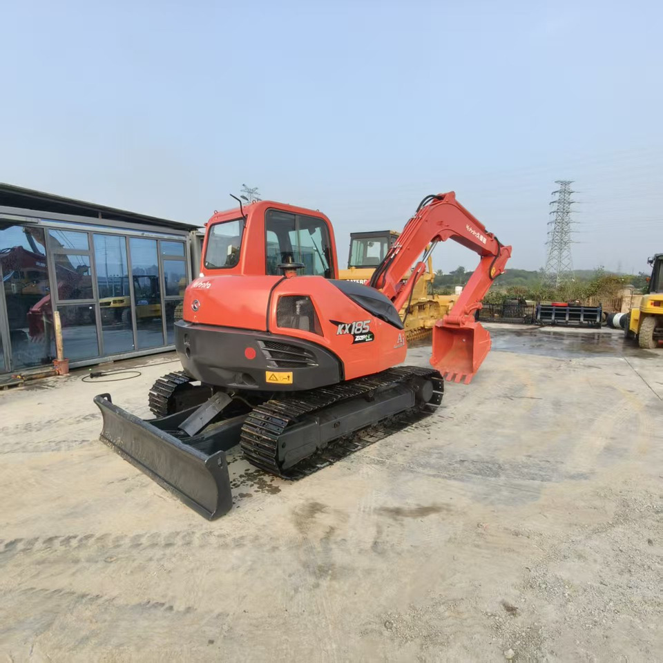 KUBOTA KX185 - Bager: slika 1 KUBOTA KX185 - Bager: slika 1