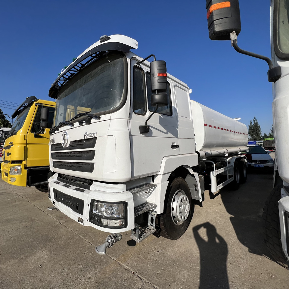 SHACMAN F3000 Water Truck - Kamion: slika 4 SHACMAN F3000 Water Truck - Kamion: slika 4