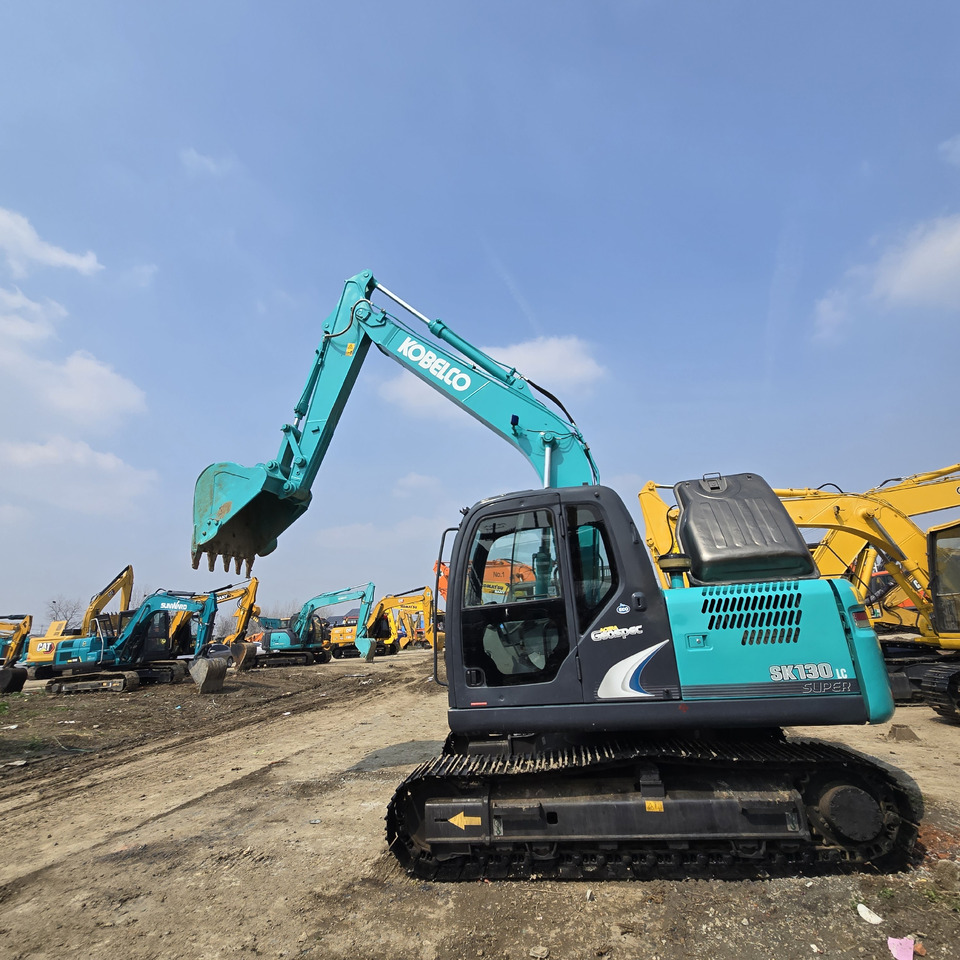 Kobelco SK130-8 - Bager guseničar: slika 4 Kobelco SK130-8 - Bager guseničar: slika 4