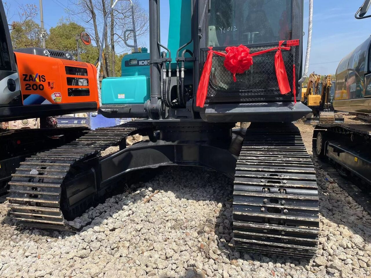 Kobelco SK200 - Bager guseničar: slika 1 Kobelco SK200 - Bager guseničar: slika 1