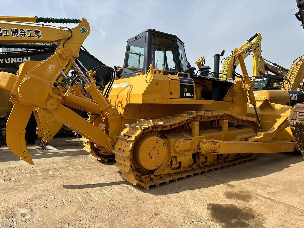 Komatsu D155A-5 - Buldožer: slika 1 Komatsu D155A-5 - Buldožer: slika 1