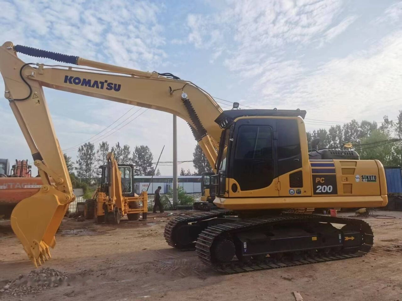 Komatsu PC200-8 - Bager guseničar: slika 4 Komatsu PC200-8 - Bager guseničar: slika 4