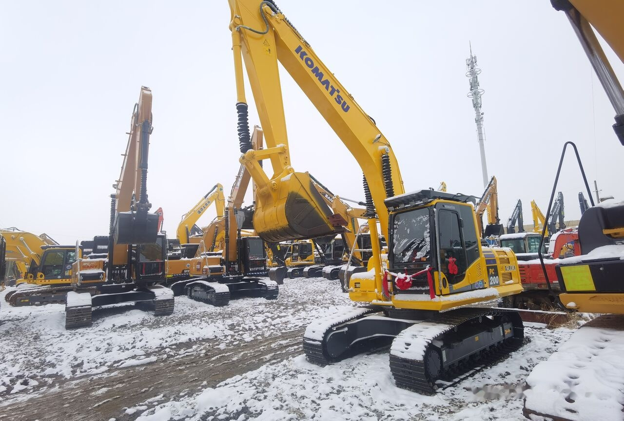 Komatsu PC200-8 - Bager guseničar: slika 5 Komatsu PC200-8 - Bager guseničar: slika 5