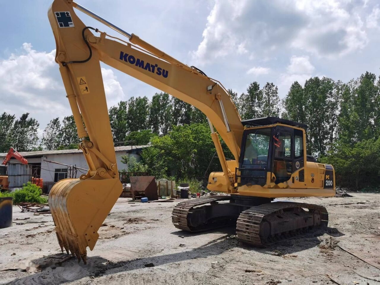 Komatsu PC200 - Bager guseničar: slika 1 Komatsu PC200 - Bager guseničar: slika 1
