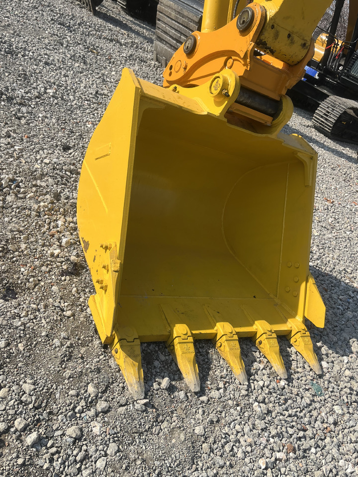 Bager guseničar Komatsu PC300-7: slika 6