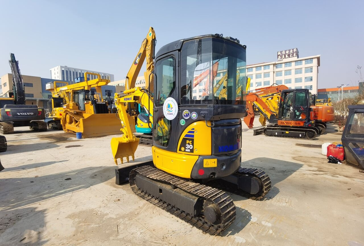Komatsu PC30MR - Mini bager: slika 3 Komatsu PC30MR - Mini bager: slika 3
