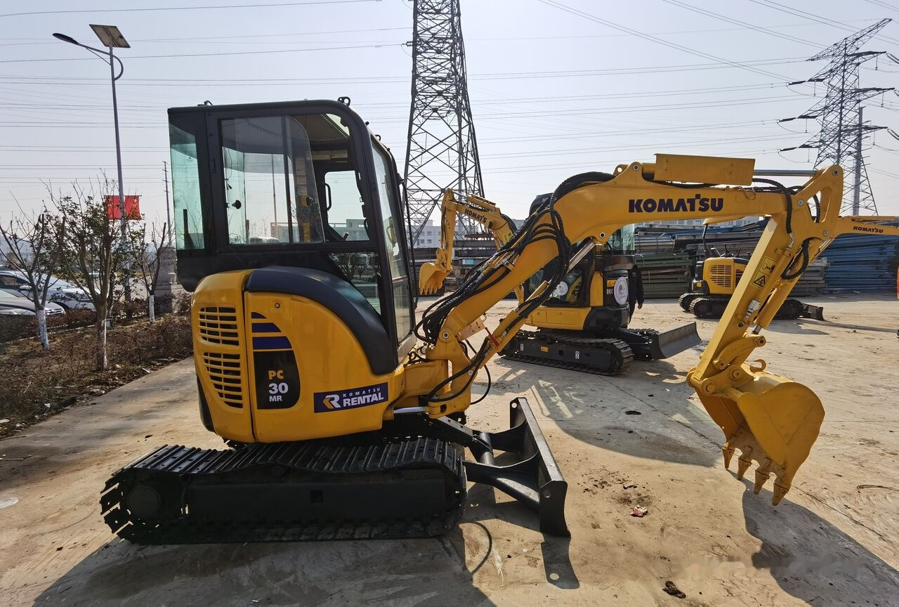 Komatsu PC30MR - Mini bager: slika 1 Komatsu PC30MR - Mini bager: slika 1